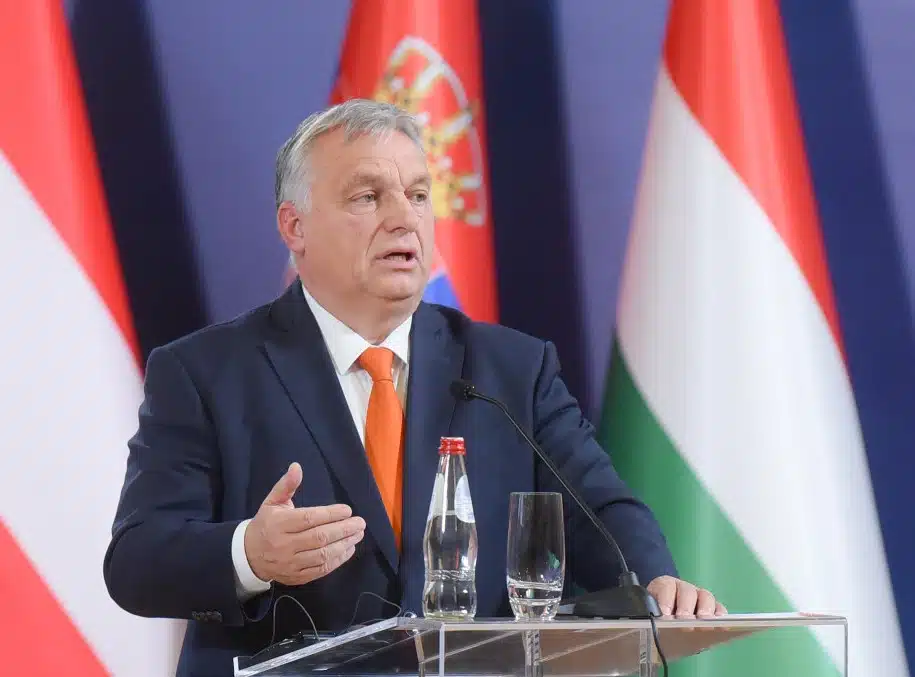 Viktor Orban za govornicom
